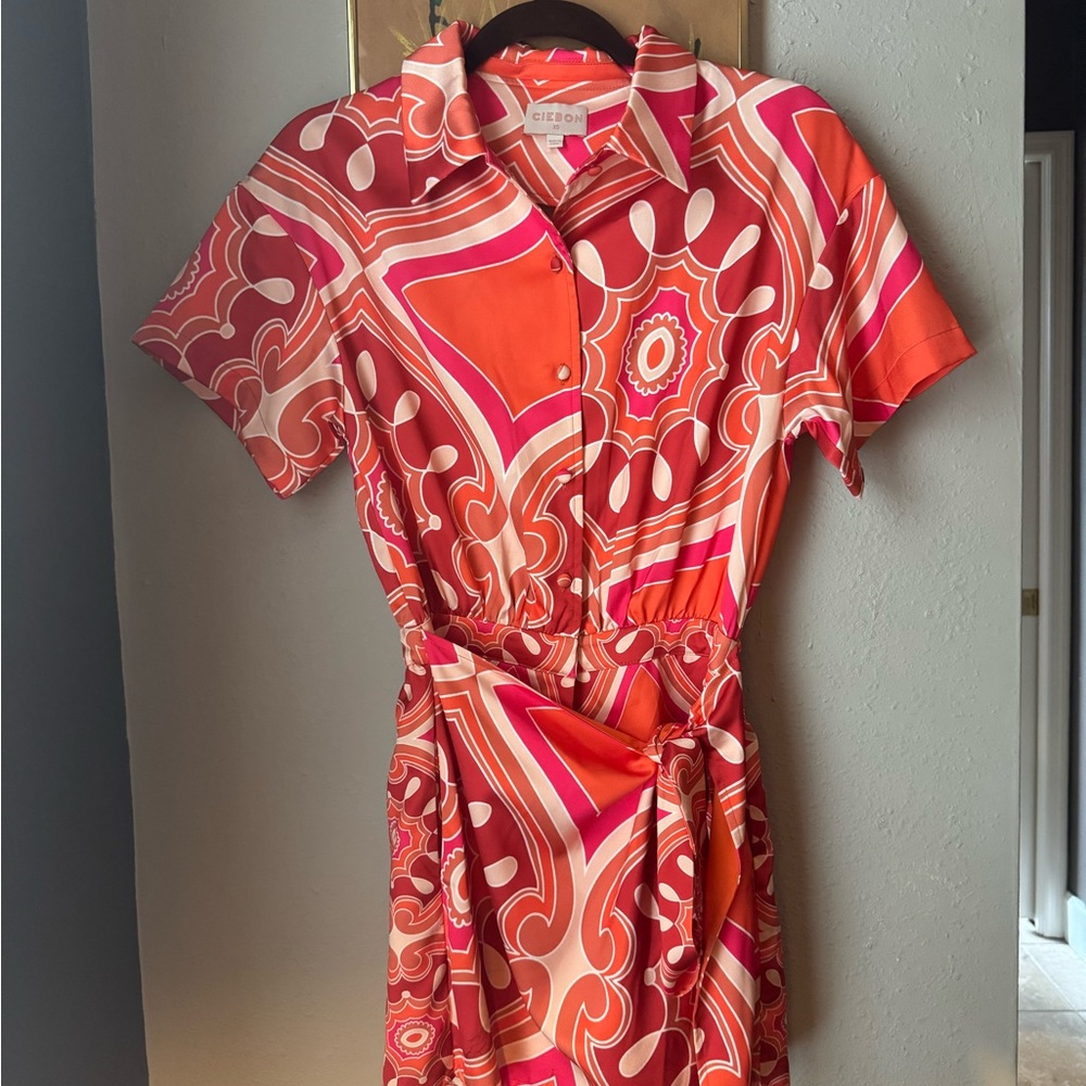 5 for $25 • Ciebon Silky Geometric Romper
